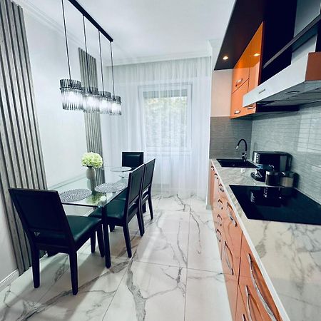 Sofiapartment Oradea Extérieur photo